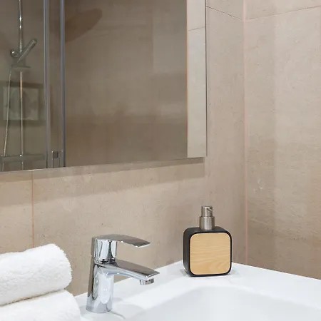 Appartamento Coqueto Con Piscina Y Parking By Vigo